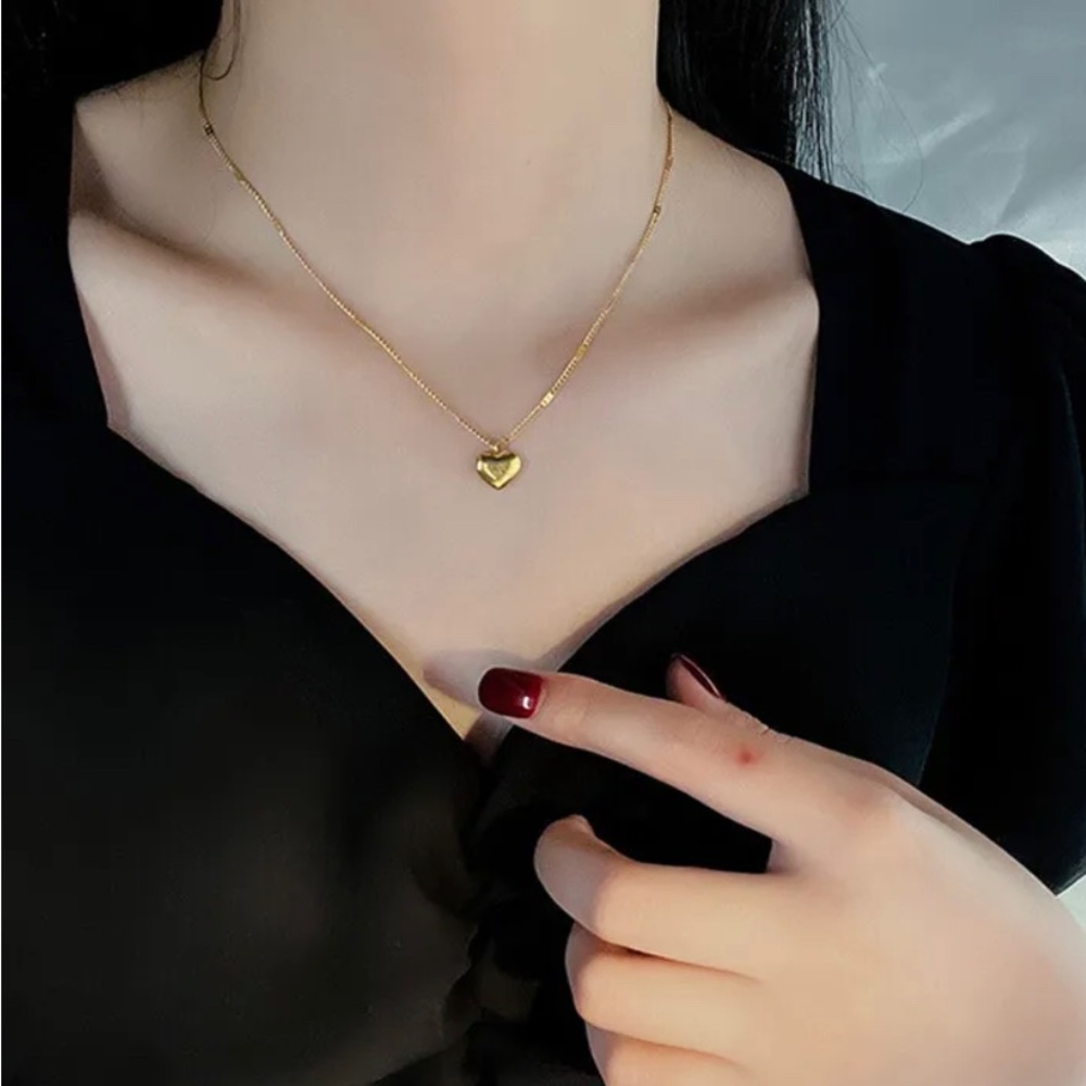 Stainless steel gold plated necklace